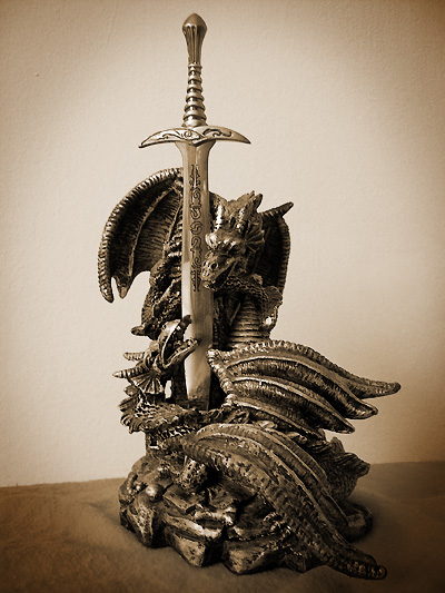 dragon_and_sword dragon_and_sword